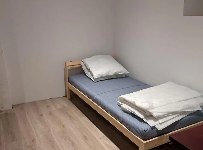 Ortesene Zaharea * 아스파랑